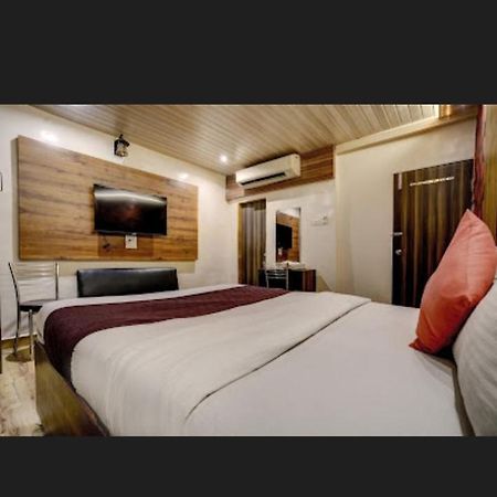 מומביי Hotel Green Park מראה חיצוני תמונה