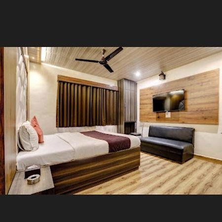 מומביי Hotel Green Park מראה חיצוני תמונה